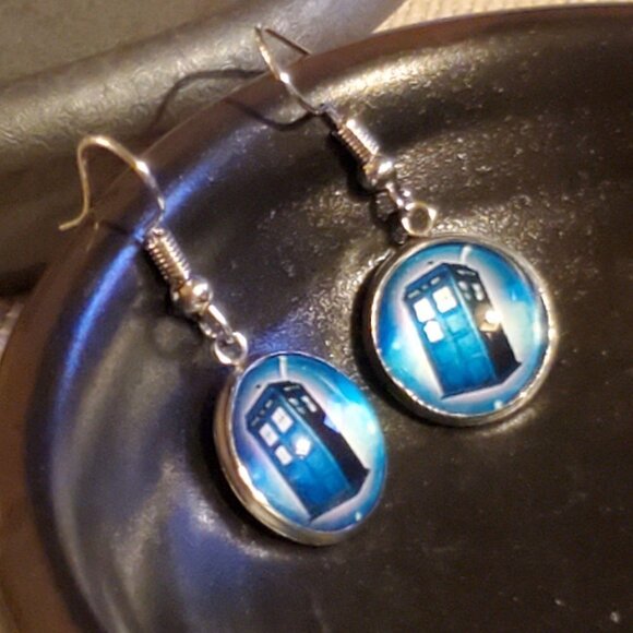 Handcrafted TARDIS in Space Doctor Who Earrings - Picture 3 of 6